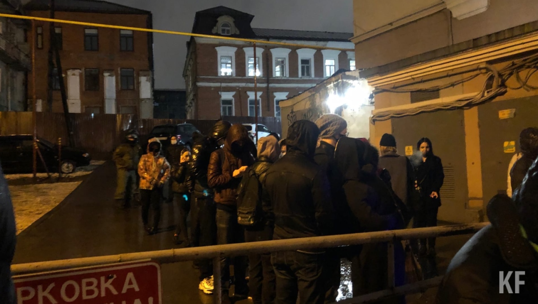 Сумма штрафа составляет от 5 до 10 тысяч.