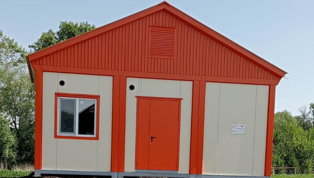 Сейчас смонтировали фундаменты зданий.