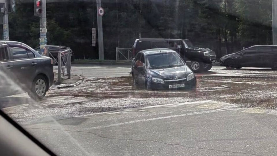 Специалисты уже выехали на место происшествия.