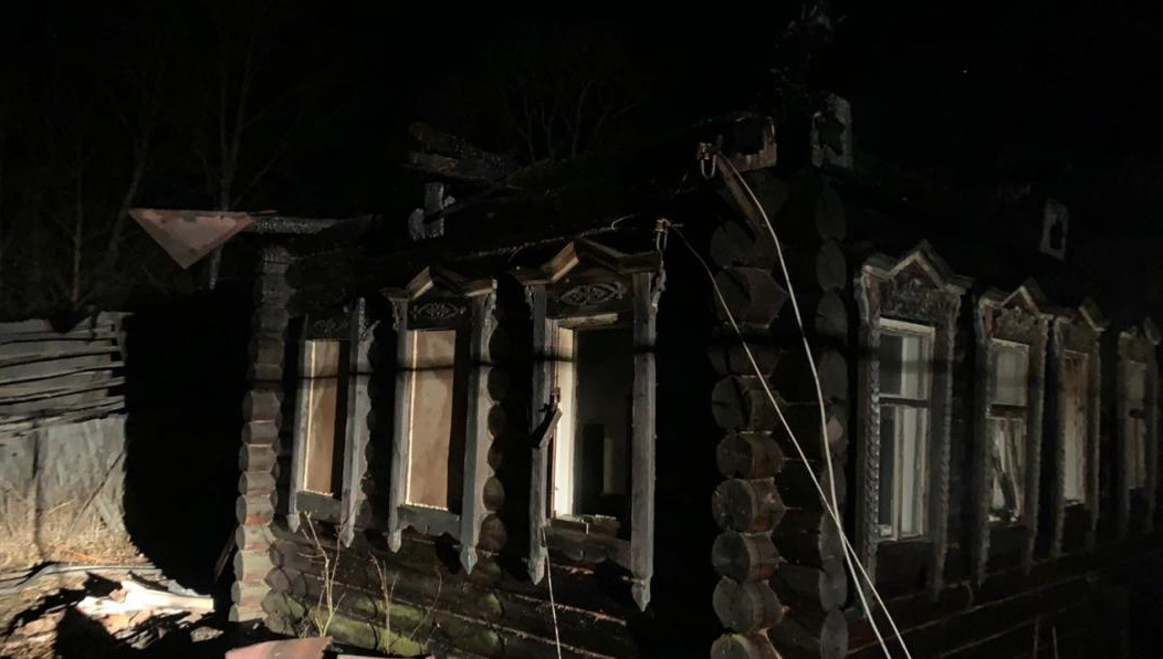 Частный дом и веранда загорелись в селе Бисярино Тетюшского района республики.