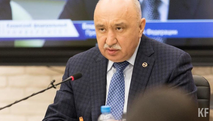 Автором обращения выступил замруководителя аппарата вуза Михаил Чеботарев.