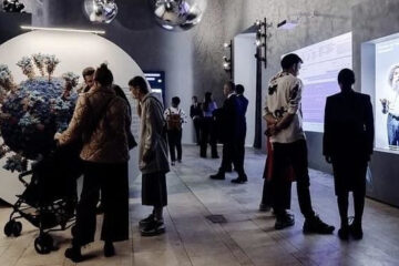 В Казани открылась выставка «Жизнь с вирусами». Главным ее экспонатом стал COVID-19. С ним человечество живет уже два года