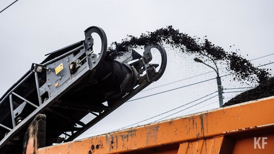 Работы проводит&nbsp;ООО &laquo;Волгадорстрой&raquo;.