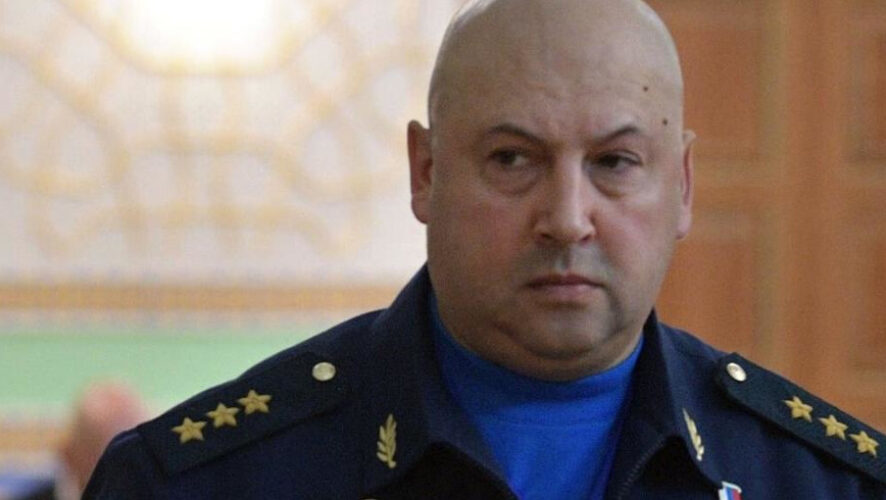 По одному взгляду на Суровикина понятно