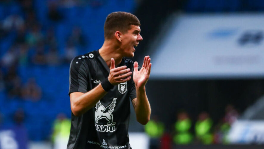 Игрок проведёт в грозненском клубе год в аренде.