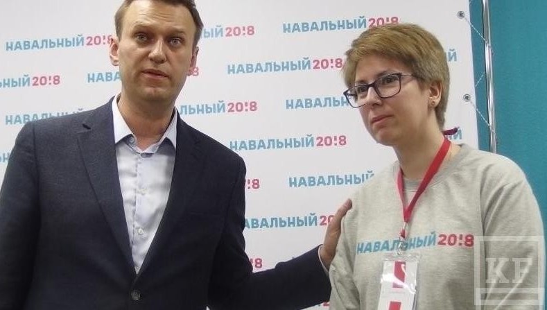 Оппозиционер Алексей Навальный подал документы в Центризбирком о выдвижении своей кандидатуры на выборы президента России