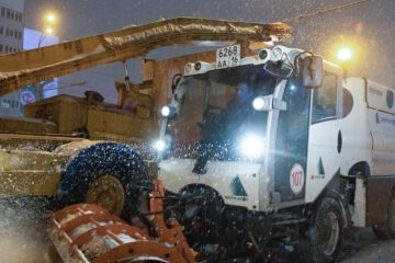 На уборку улиц от снега вышли 277 дорожных рабочих и 286 единиц спецтехники.