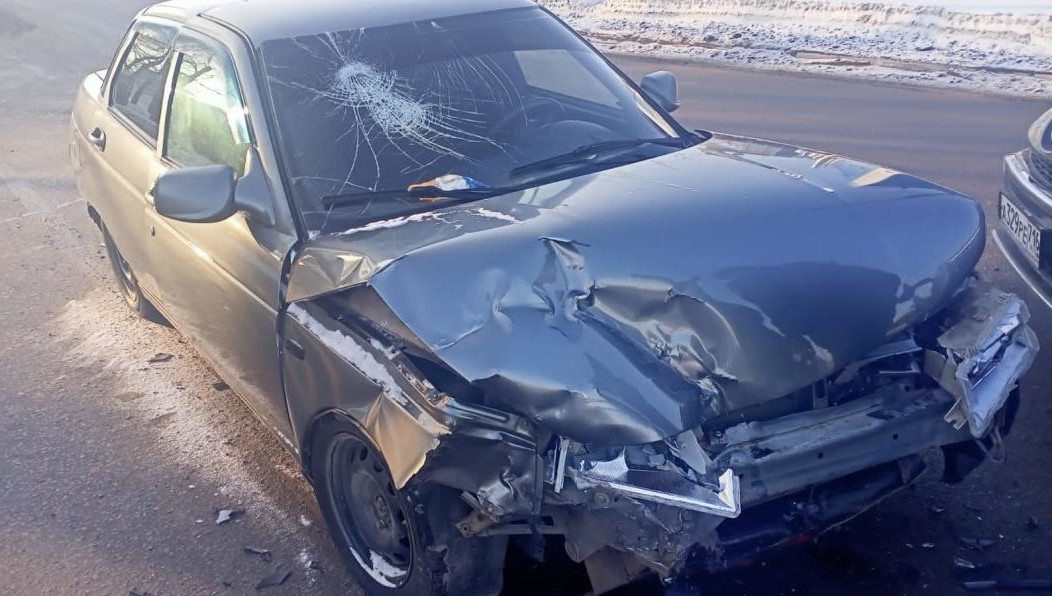 Пострадали два человека.