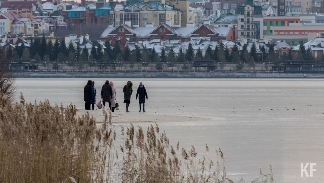 На водоемах дежурят сотрудники МЧС