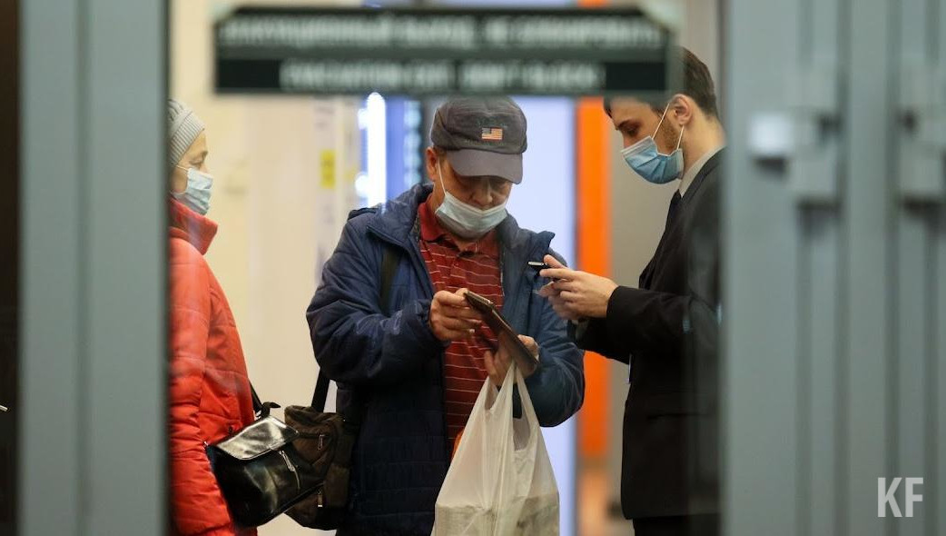 Стоимость информации об одном человеке - около 30–40 рублей.