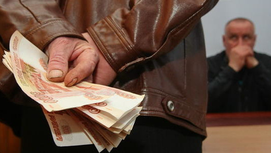 С начала года в республике зарегистрировали 1 054 коррупционных преступления. В каких муниципалитетах татарстанские чиновники оказались нечистыми на руку и где лучше всего противодействуют взяточничеству - в материале KazanFirst.