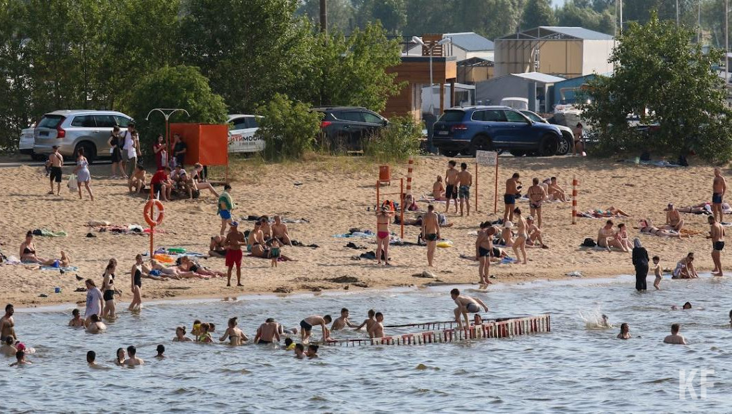 Жертве досталось несколько ударов кулаком в лицо.