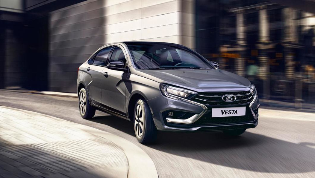 Некоторые модели LADA стали настоящим дефицитом в автосалонах.