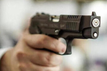 В декабре прошлого года мужчина договорился с неизвестным о покупке двух огнестрельных пистолетов для последующего сбыта в Башкортостане.