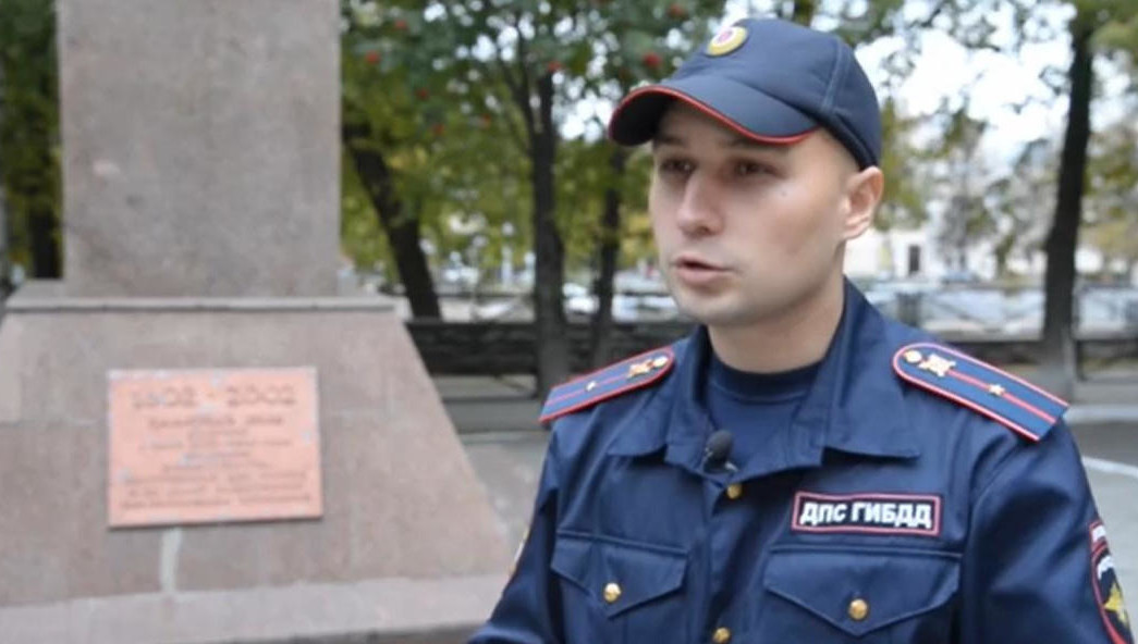 Речь идет о Константине Калинине.