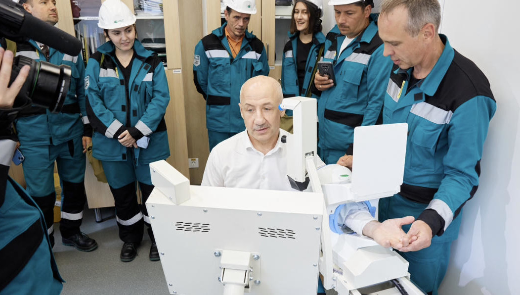 Процедура необходима для заботы о здоровье - у многих сотрудников имеется повышенное артериальное давление.