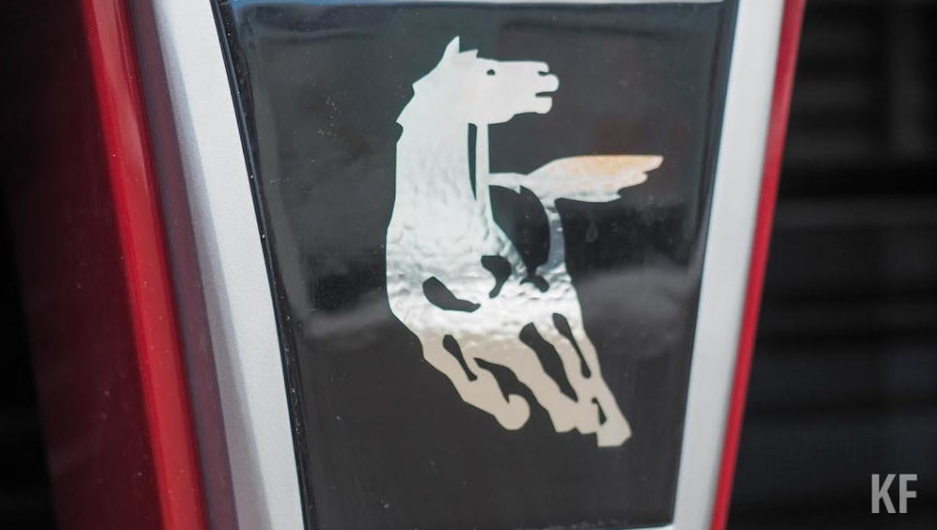 Компания незаконно использовала патент на головку цилиндра и поршень.