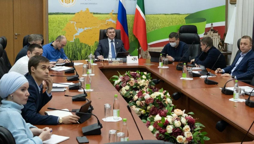 В заседании принял участие Марат Зяббаров.