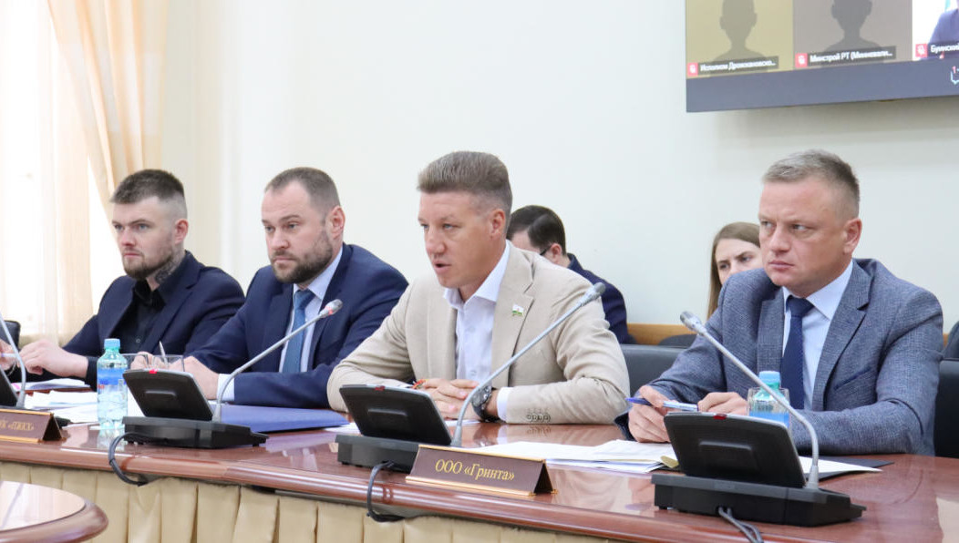 Уже создали реестры контейнерных площадок западной зоны республики.