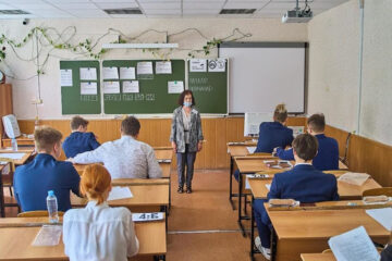 Рейтинг составлялся на результатах экзаменов по русскому языку и профильной математике.