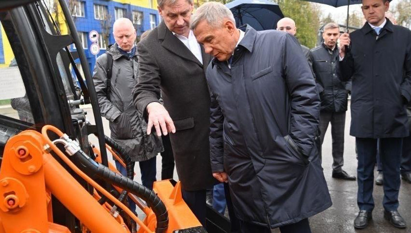 Глава Татарстана находится с рабочим визитом в Беларуси.