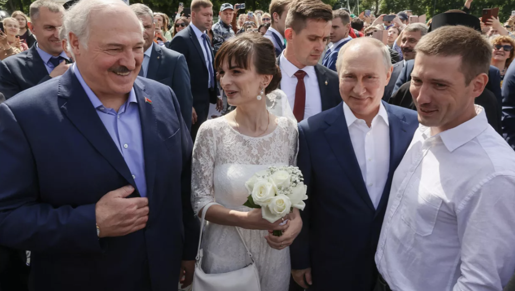 На встрече поднимались международные вопросы.