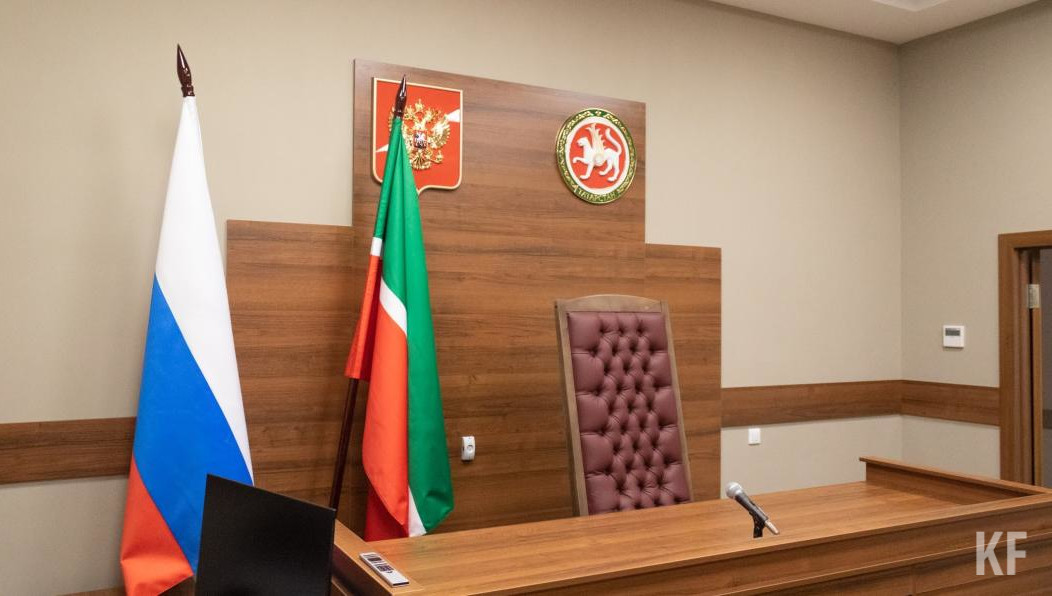 Компания не сделала ремонт в подъезде.