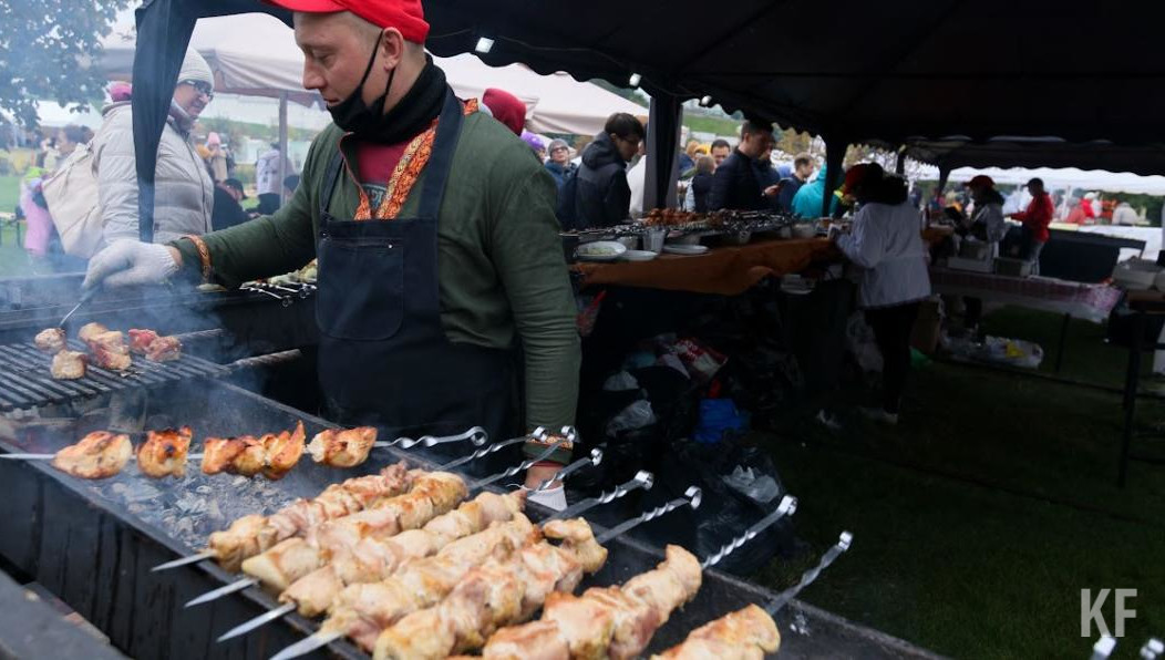 Для гостей мероприятия приготовят вкусную еду