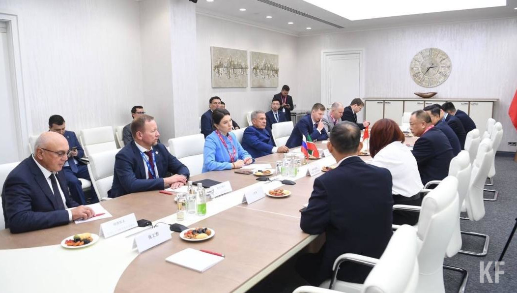 Данная корпорация - самый крупный мировой производитель угля и химикатов.