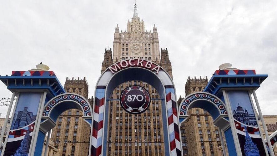 ​Персонами нон грата объявила 23 британских дипломатов Россия. Теперь им придется покинуть страну в течение недели