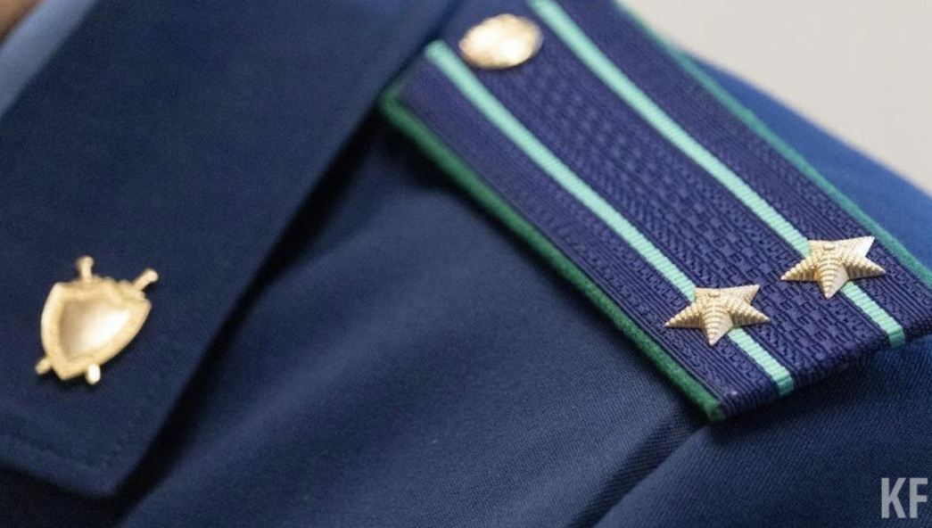 На место прибыли исполняющий обязанности Камского транспортного прокурора и следственно-оперативная группа ЛОП на станции Набережные Челны.