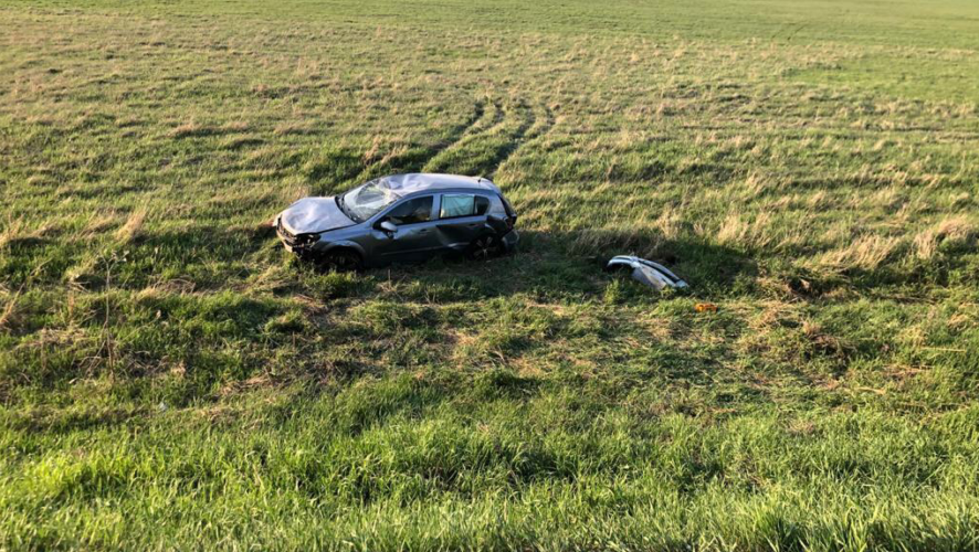 Водительница &laquo;Опель Астра&raquo; выбрала слишком высокую скорость.