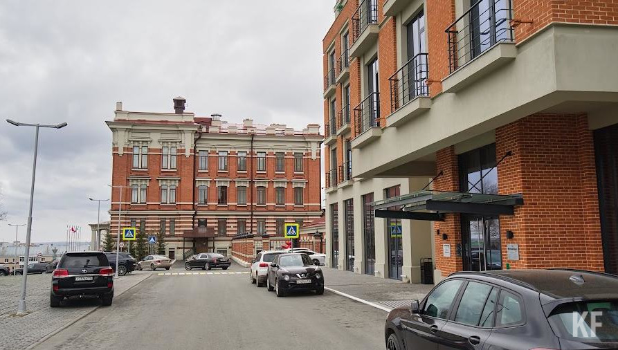 Выходные дни с 1 и 2 января перенесли на 3 и 10 мая.