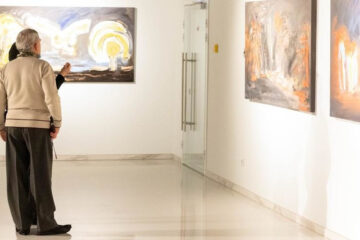 В экспозиции представят более сорока художественных и графических произведений.