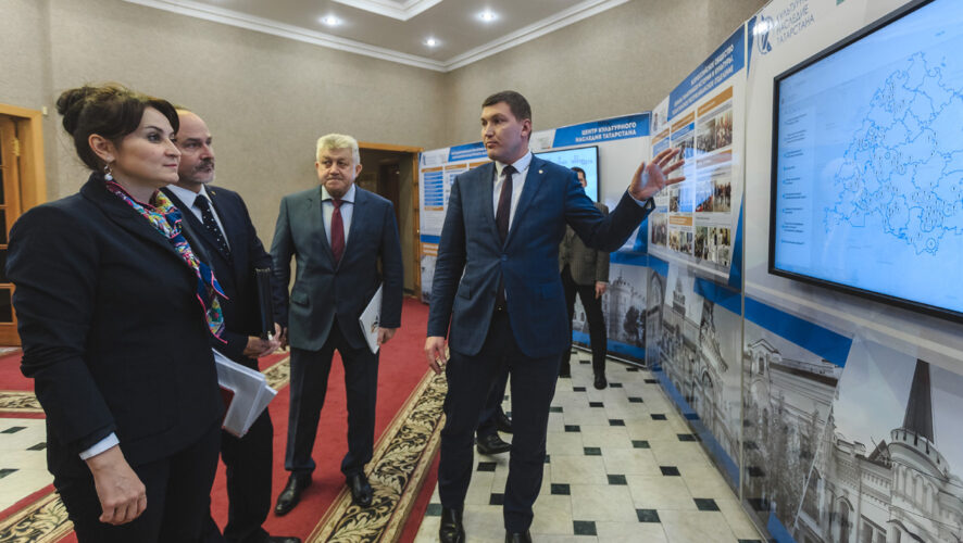 но теперь должен поработать еще и над имиджем самого ведомства.