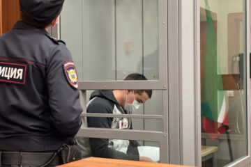 Суд продолжает рассматривать дело замначальника отдела Центра по противодействию экстремизму МВД Татарстана Рената Халимова.