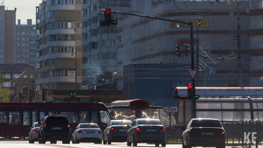 За три месяца этого года приставы взыскали 618 млн 597 тысяч рублей долгов.