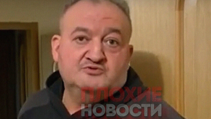 Безработный ловелас владеет коттеджем за МКАДом и кальянной в центре Химок.