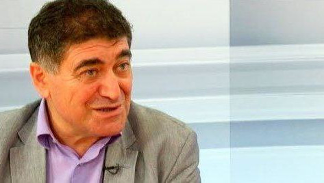 Ему пока не предъявили обвинение.