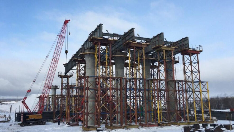 Длина сооружения над рекой составит 308 метров.