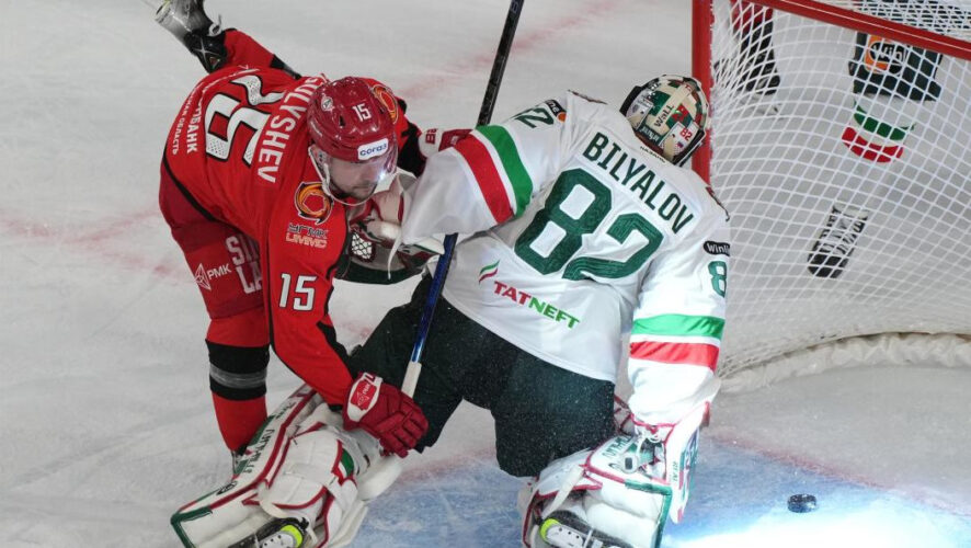 Команда Билялетдинова проиграла &laquo;Сибири&raquo; в овертайме (3:4).