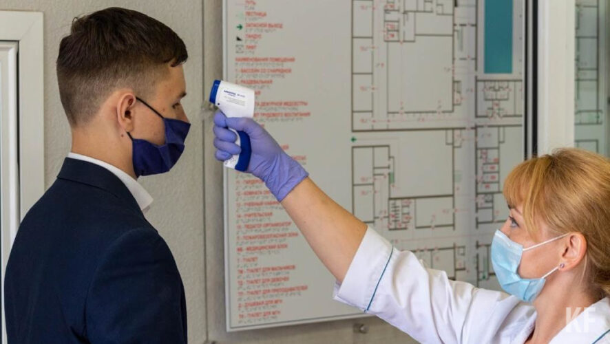 За последние сутки до занятий не допустили 318 детей с&nbsp;симптомами ОРВИ.