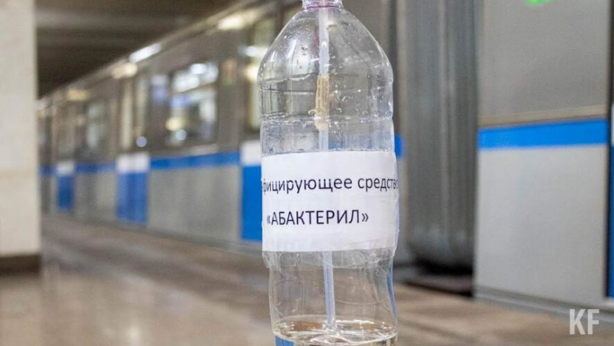 Сотрудники Роспоребнадзора также проверяют сточную воду в центральном коллекторе Казани и в очистных сооружениях ковидных больниц и госпиталей.