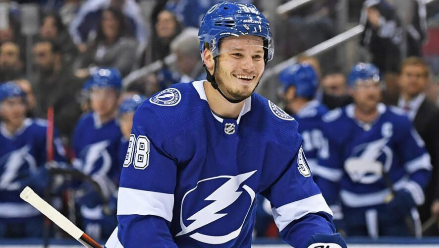 Михаил Сергачёв второй год подряд выиграл трофей в составе &laquo;Тампы-Бэй&raquo;.