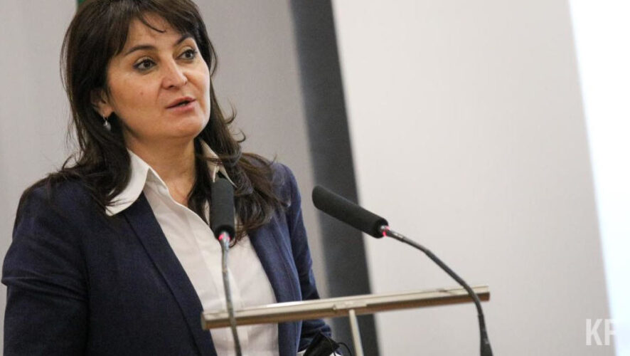 Она отметила