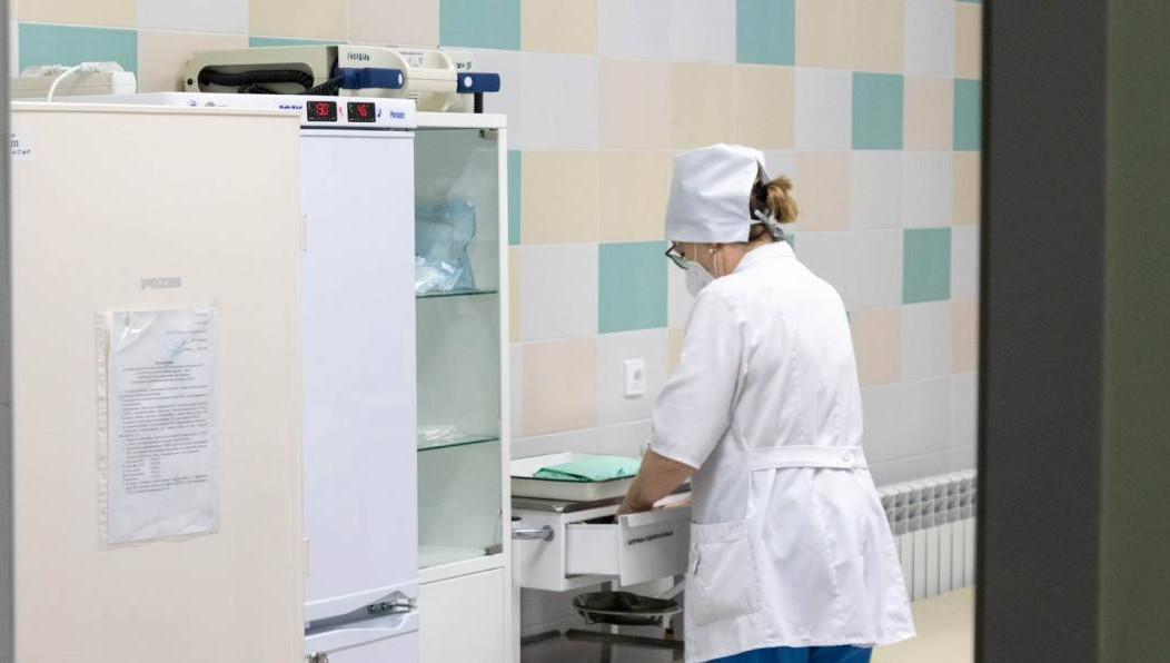 Женщине неудачно сделали процедуру избавления от сосудистой сетки.