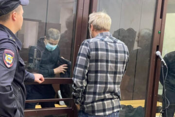 Сергей Демидов и Антон Панкратов отрицают свою вину в покушении на убийство предпринимателя.