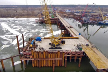 Сооружение необходимо для доступа к строительству основного моста.