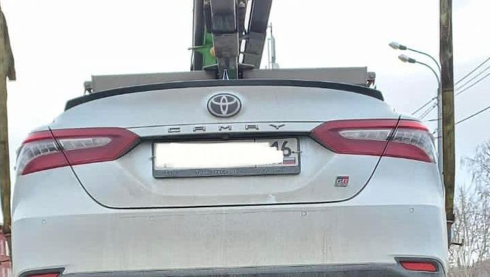 Мама взяла у родственника машину