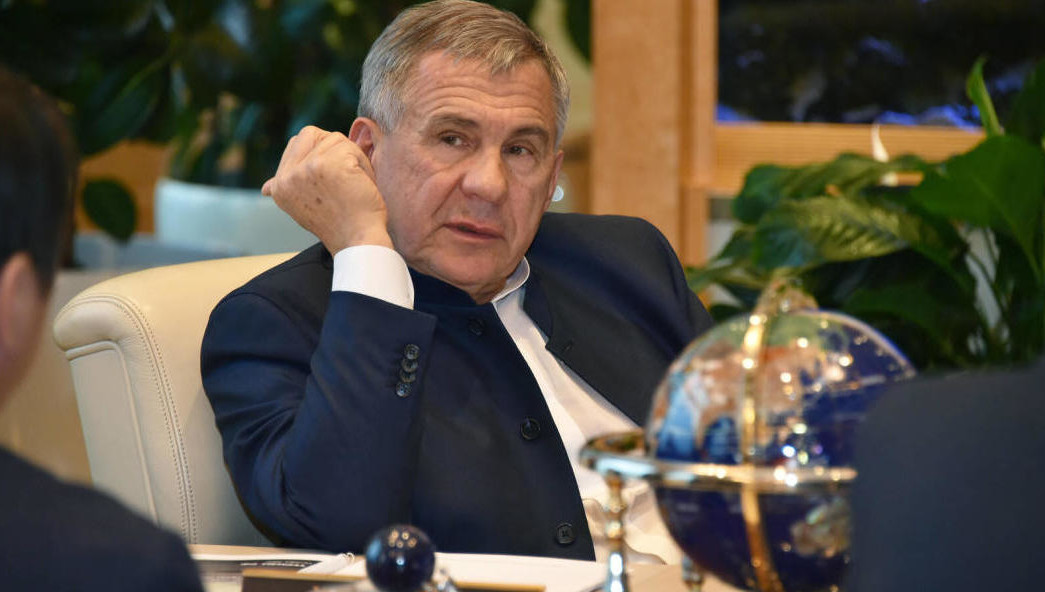 Президент республики также пообщался с детьми